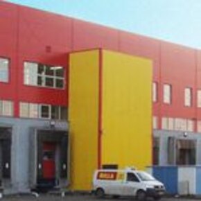 Presa: MCA Grup - service pentru Rewe Group la usi sectionale